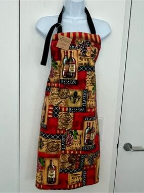 NWT Kay Dee Designs Chef Apron with Wine Bottle Print - Red, Tan, Green